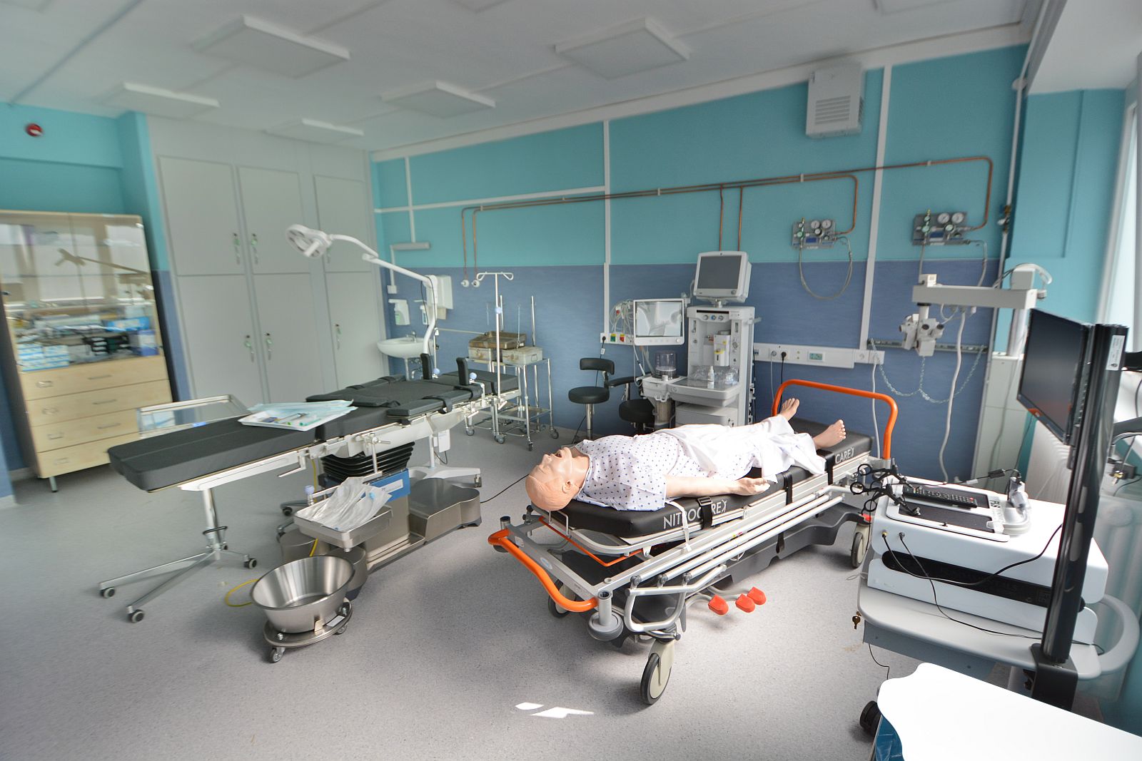 Medikus Skill Akadémia és labor bemutató a kórházban